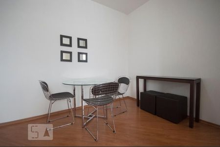 Sala de apartamento para alugar com 1 quarto, 39m² em Chácara Santo Antônio (zona Sul), São Paulo