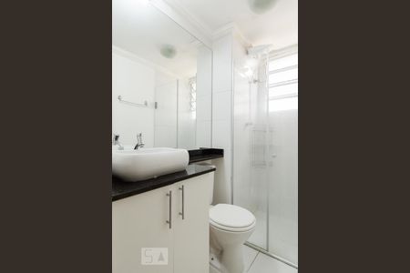 Banheiro de apartamento à venda com 2 quartos, 52m² em Nova Petrópolis, São Bernardo do Campo