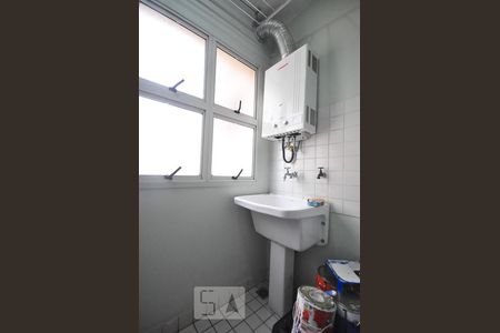 Apartamento à venda com 74m², 2 quartos e 1 vagaárea de serviço