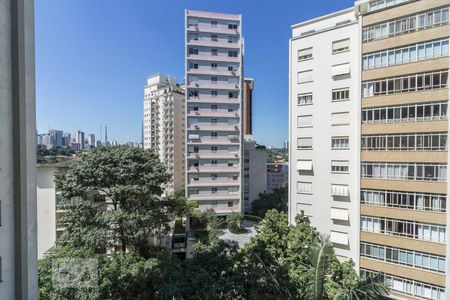 Vista de apartamento para alugar com 3 quartos, 220m² em Higienópolis, São Paulo