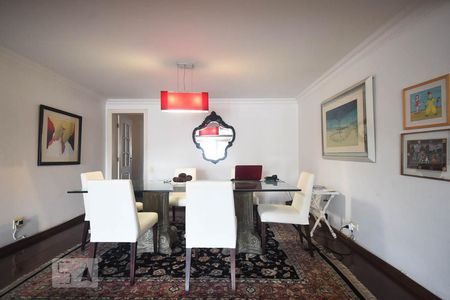 Sala de jantar de apartamento à venda com 3 quartos, 220m² em Vila Morumbi, São Paulo