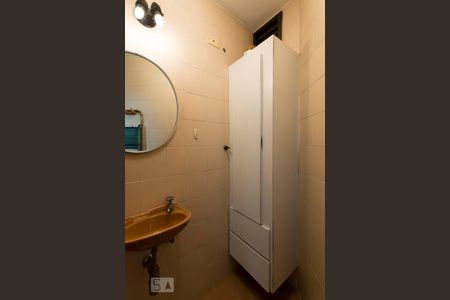 Apartamento para alugar com 165m², 3 quartos e 3 vagasBanheiro de serviço