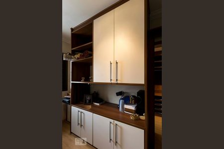 Apartamento para alugar com 165m², 3 quartos e 3 vagasQuarto 2 - Suíte (Armários)