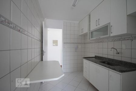 Apartamento à venda com 56m², 2 quartos e 1 vagaCozinha