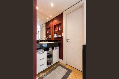 Banheiro da suíte de apartamento para alugar com 1 quarto, 70m² em Planalto Paulista, São Paulo