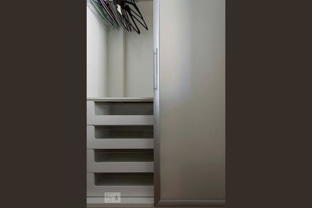 Apartamento para alugar com 84m², 2 quartos e 1 vaga2o. Andar - Suíte 1 (Armários)