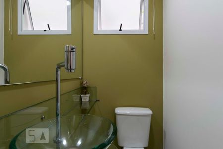 1o. Andar - Lavabo (Torneira) de apartamento para alugar com 2 quartos, 84m² em Paraíso, São Paulo