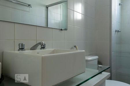 Apartamento para alugar com 84m², 2 quartos e 1 vaga2o. Andar - Suíte 2/ Banheiro (Torneira)