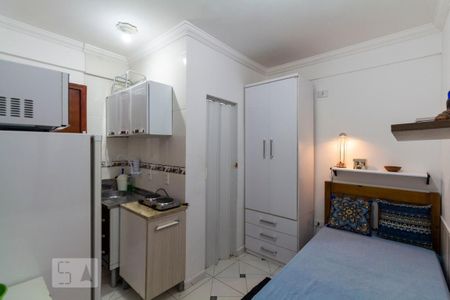 Quarto de kitnet/studio para alugar com 1 quarto, 17m² em Cidade Vargas, São Paulo