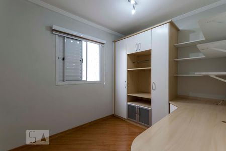 Quarto 1 de apartamento para alugar com 2 quartos, 48m² em Vila Firmiano Pinto, São Paulo