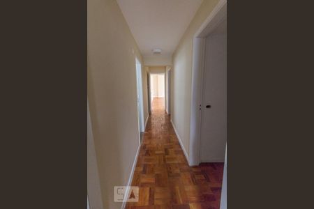 Apartamento para alugar com 160m², 3 quartos e sem vaga Apartamento para alugar com 160m², 3 quartos e sem vagaCorredor