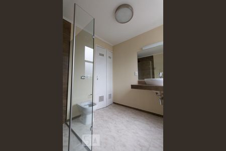 Apartamento para alugar com 160m², 3 quartos e sem vaga Apartamento para alugar com 160m², 3 quartos e sem vagaBanheiro