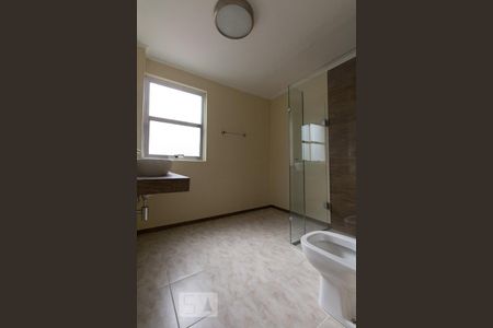 Apartamento para alugar com 160m², 3 quartos e sem vaga Apartamento para alugar com 160m², 3 quartos e sem vagaBanheiro