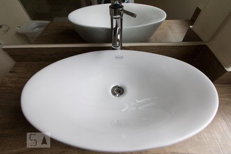 Apartamento para alugar com 160m², 3 quartos e sem vaga Apartamento para alugar com 160m², 3 quartos e sem vagaBanheiro