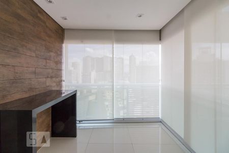 Varanda de kitnet/studio à venda com 1 quarto, 50m² em Centro, São Paulo