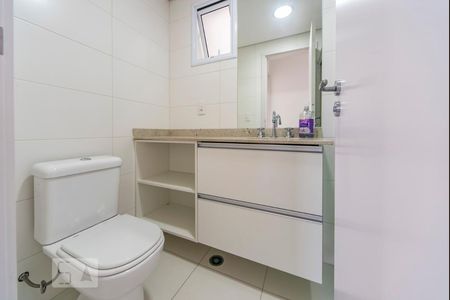 Banheiro de apartamento à venda com 2 quartos, 65m² em Vila Pires, Santo André