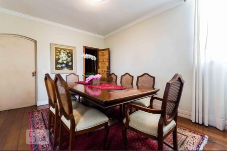 Apartamento à venda com 170m², 4 quartos e 4 vagas Apartamento à venda com 170m², 4 quartos e 4 vagasSala de jantar