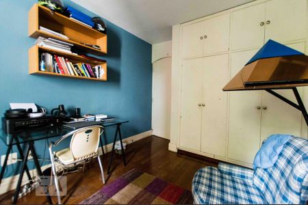 Apartamento à venda com 170m², 4 quartos e 4 vagas Apartamento à venda com 170m², 4 quartos e 4 vagasQuarto 2