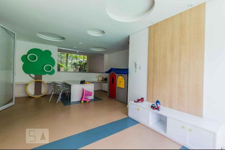 Apartamento à venda com 170m², 4 quartos e 4 vagas Apartamento à venda com 170m², 4 quartos e 4 vagasBrinquedoteca