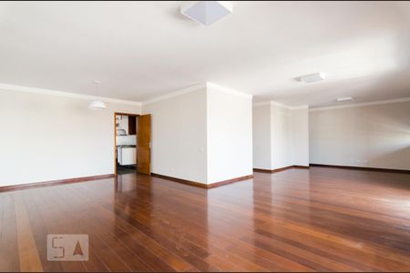 Apartamento à venda com 207m², 3 quartos e 2 vagas Apartamento à venda com 207m², 3 quartos e 2 vagasSala