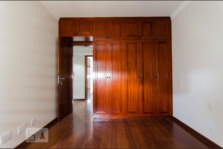 Apartamento à venda com 207m², 3 quartos e 2 vagas Apartamento à venda com 207m², 3 quartos e 2 vagasSuíte 1