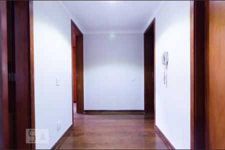 Apartamento à venda com 207m², 3 quartos e 2 vagas Apartamento à venda com 207m², 3 quartos e 2 vagasCorredor