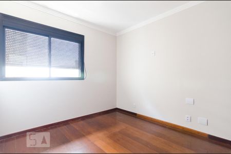 Apartamento à venda com 207m², 3 quartos e 2 vagas Apartamento à venda com 207m², 3 quartos e 2 vagasSuíte 2