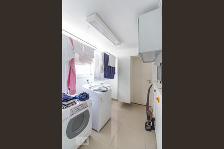 Apartamento à venda com 210m², 3 quartos e 3 vagasÁrea de serviço