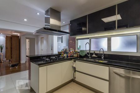 Apartamento à venda com 210m², 3 quartos e 3 vagasCozinha