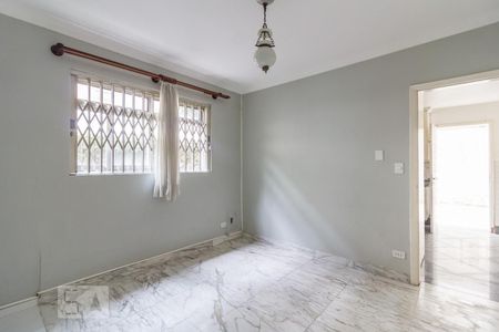 Casa à venda com 478m², 4 quartos e 4 vagas Casa à venda com 478m², 4 quartos e 4 vagasSala 2