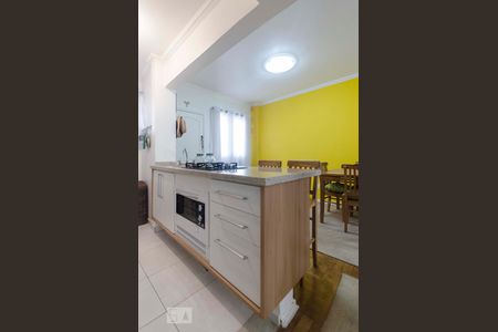 Cozinha de apartamento para alugar com 2 quartos, 50m² em Vila Pompéia, São Paulo