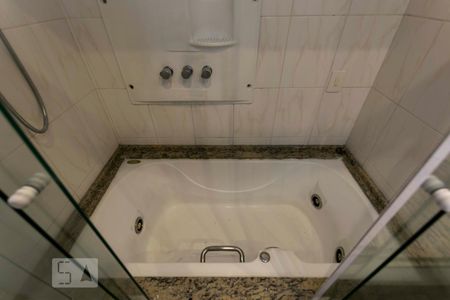 Apartamento à venda com 202m², 4 quartos e 3 vagas2o. Andar - Quarto 4 (Suíte - Banheiro/ Banheira)