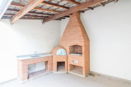 Casa à venda com 220m², 4 quartos e 2 vagasChurrasqueira