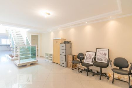 Sala de casa à venda com 4 quartos, 220m² em Vila Scarpelli, Santo André