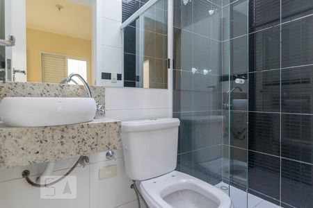 Suite de casa à venda com 4 quartos, 220m² em Vila Scarpelli, Santo André