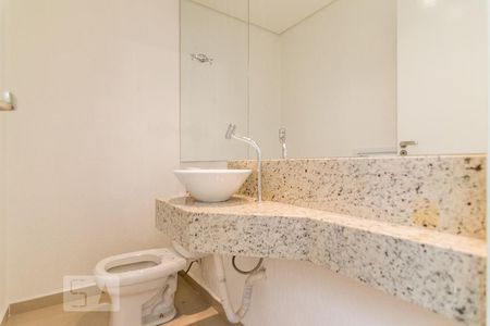 Lavabo de casa à venda com 4 quartos, 220m² em Vila Scarpelli, Santo André