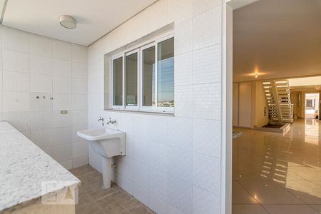 Casa à venda com 220m², 4 quartos e 2 vagasÁrea de Serviço