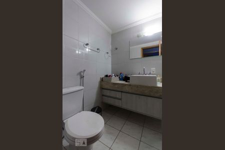 Banheiro de apartamento à venda com 2 quartos, 53m² em Casa Verde, São Paulo