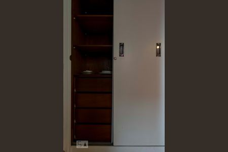 Apartamento à venda com 56m², 2 quartos e 1 vagaQuarto 2 - Suíte (Armários)