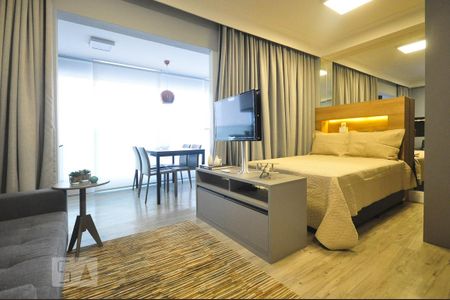 Studio para alugar com 33m², 1 quarto e 1 vagasala/suíte