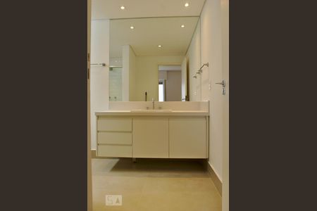 Apartamento à venda com 140m², 3 quartos e 1 vagaSuite