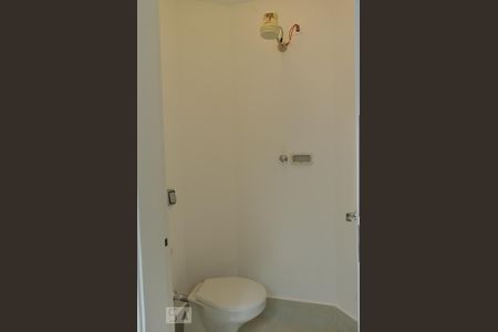 Apartamento à venda com 140m², 3 quartos e 1 vagaBanheiro de Serviço