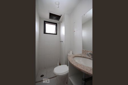 Banheiro de apartamento para alugar com 2 quartos, 50m² em Maranhão, São Paulo