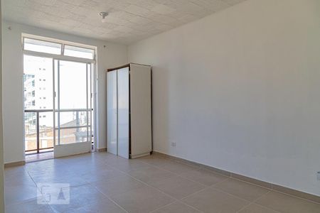 Sala de kitnet/studio para alugar com 1 quarto, 20m² em Centro, São Paulo