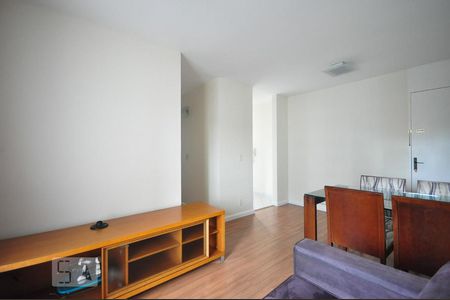 sala de apartamento para alugar com 2 quartos, 56m² em Vila Suzana, São Paulo