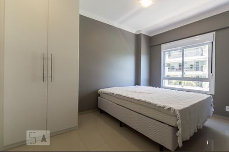 Suíte de apartamento para alugar com 1 quarto, 49m² em Alphaville Industrial, Barueri