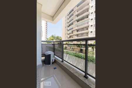 Varanda de apartamento para alugar com 1 quarto, 49m² em Alphaville Industrial, Barueri