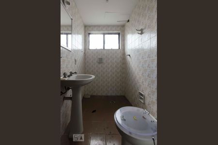 Banheiro de apartamento para alugar com 2 quartos, 65m² em Lauzane Paulista, São Paulo