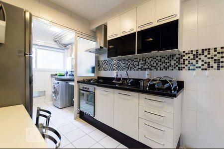 Apartamento para alugar com 97m², 2 quartos e 2 vagas Apartamento para alugar com 97m², 2 quartos e 2 vagasCozinha