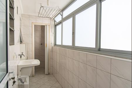 Apartamento à venda com 79m², 3 quartos e 1 vaga Apartamento à venda com 79m², 3 quartos e 1 vagaÁrea de serviço